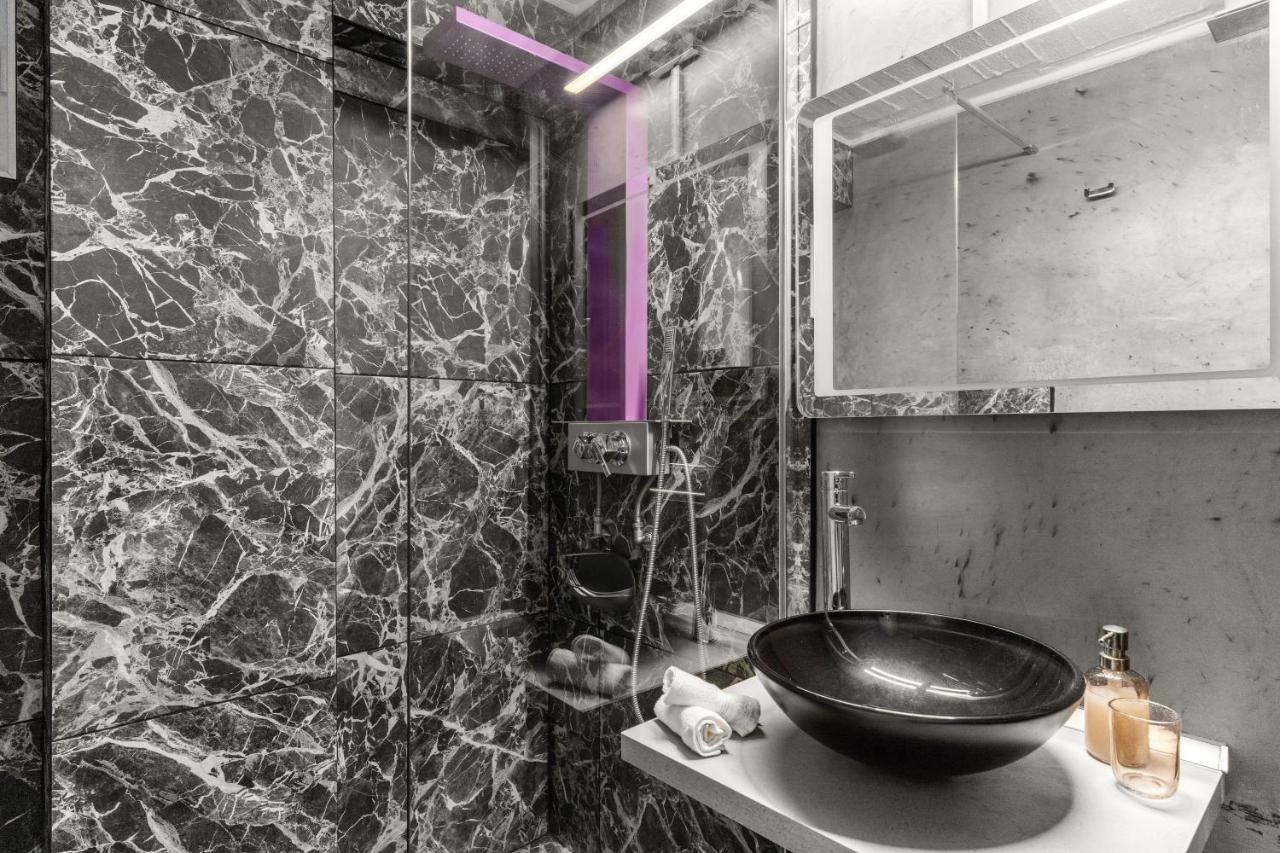 Luxe House In Glyfada With Spa Near Metro Station C8 아테네 외부 사진